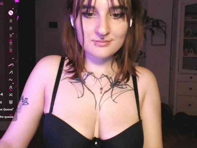 momorenaaa webcam