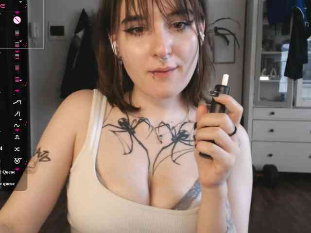 momorenaaa webcam