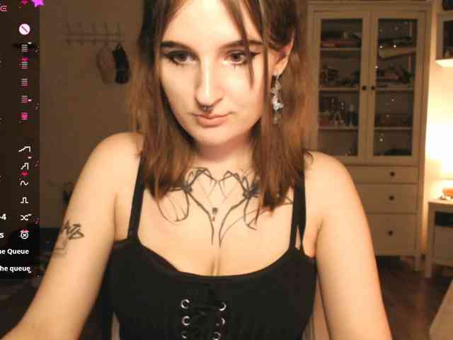 momorenaaa webcam
