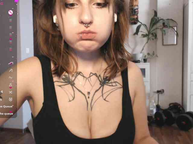 momorenaaa webcam