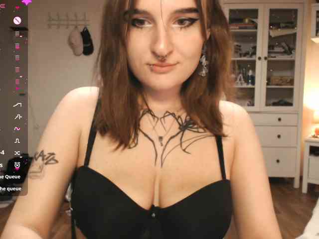 momorenaaa webcam