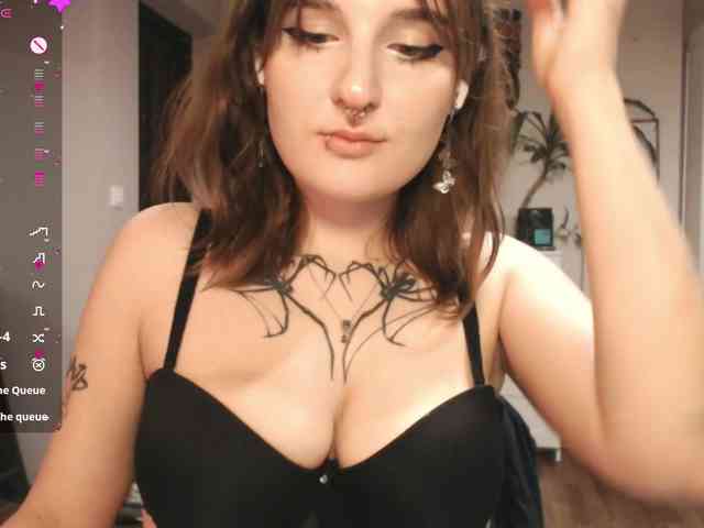 momorenaaa webcam