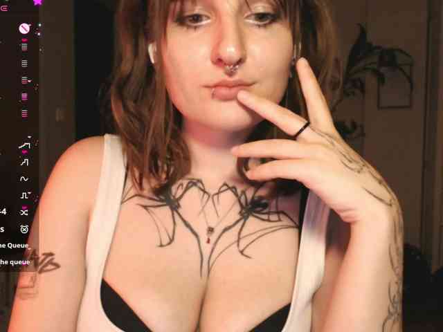 momorenaaa webcam