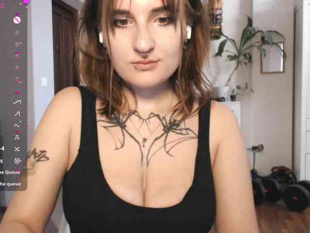 momorenaaa webcam