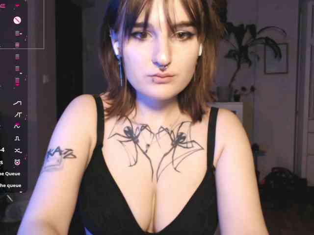 momorenaaa webcam