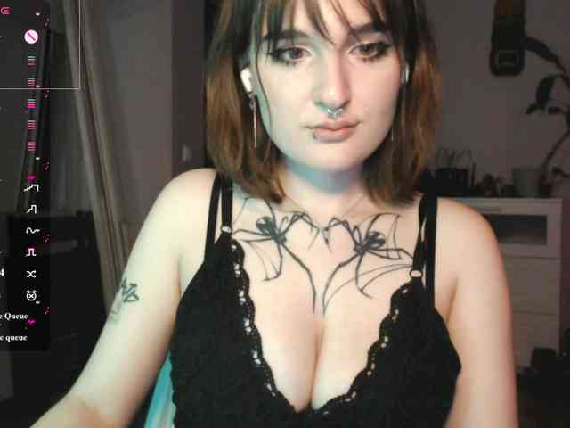 momorenaaa webcam