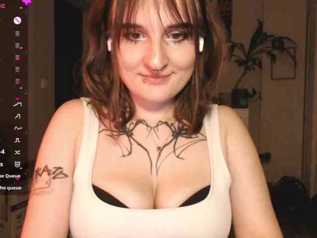 momorenaaa webcam