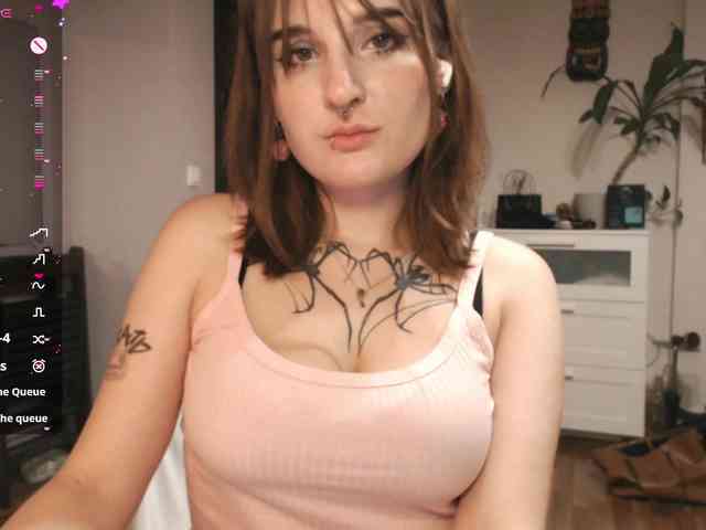 momorenaaa webcam