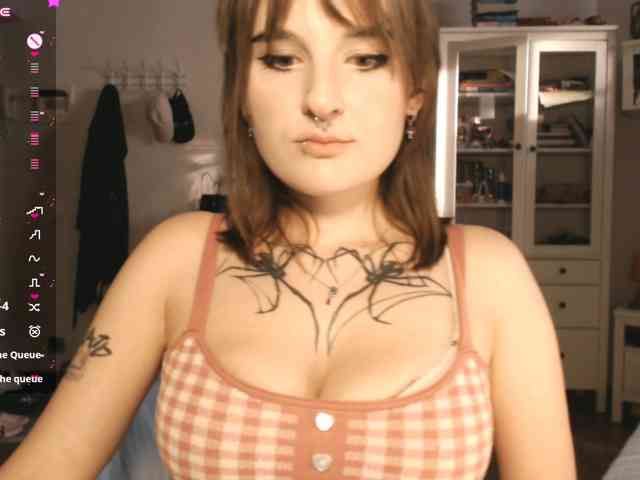 momorenaaa webcam