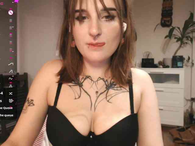 momorenaaa webcam