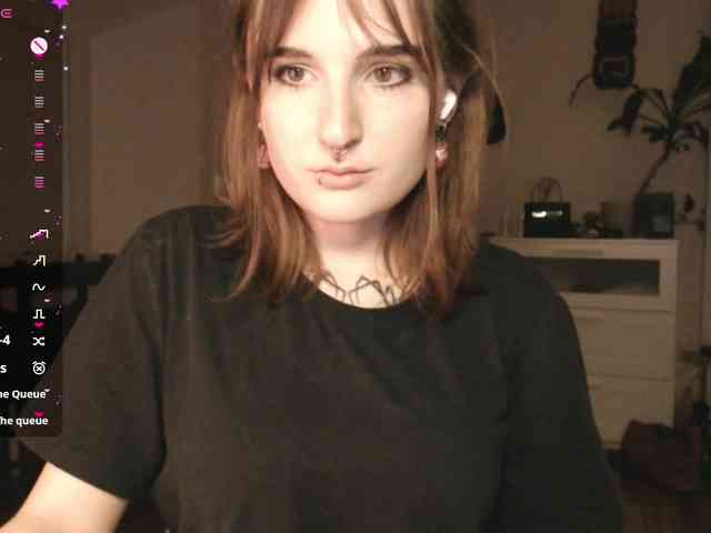 momorenaaa webcam