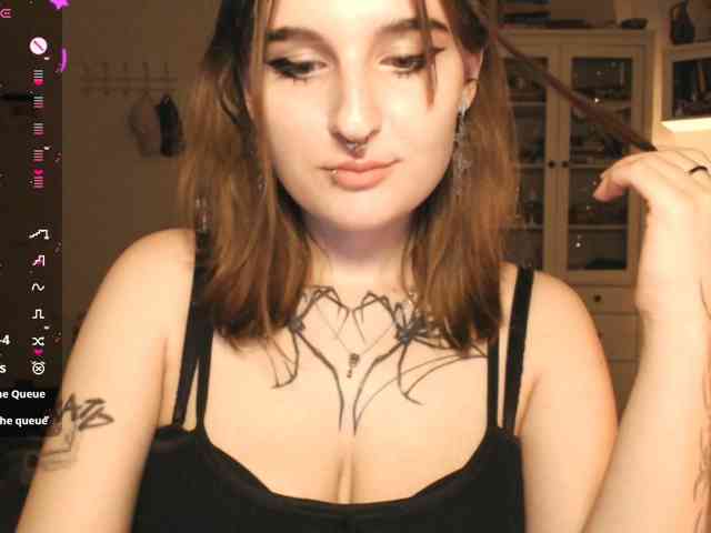 momorenaaa webcam