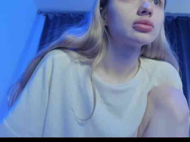 k1ss_me11 webcam