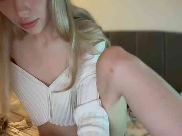 k1ss_me11 webcam