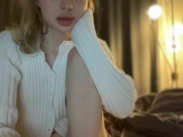 k1ss_me11 webcam