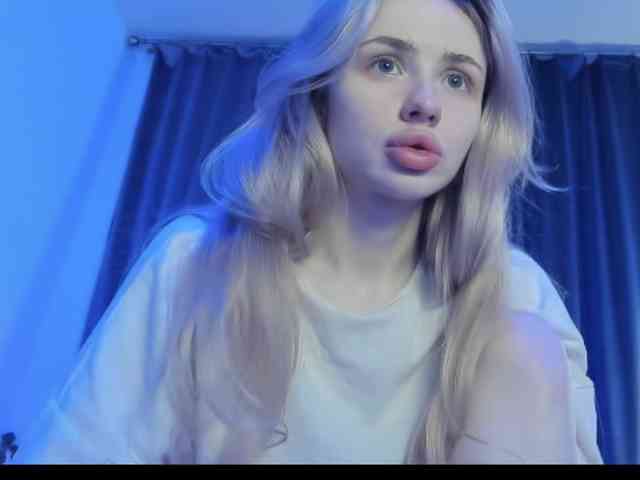 k1ss_me11 webcam