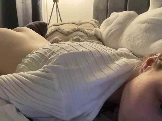 k1ss_me11 webcam