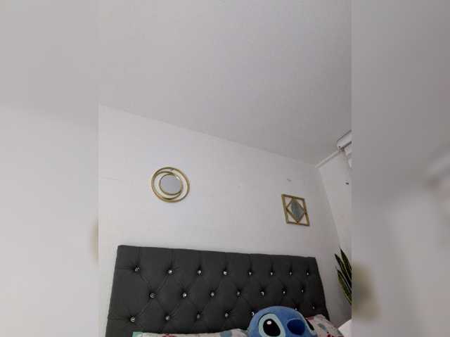 Kata-svn, live now on BongaCams