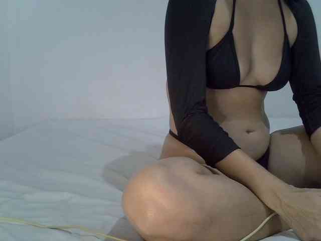 AlanaMartins webcam