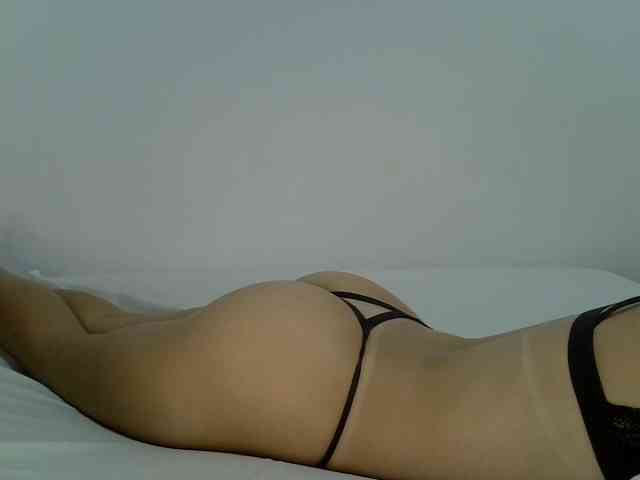 Modelo: AlanaMartins