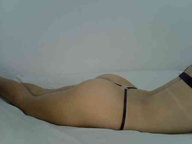 Modelo: AlanaMartins