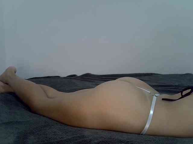 AlanaMartins webcam