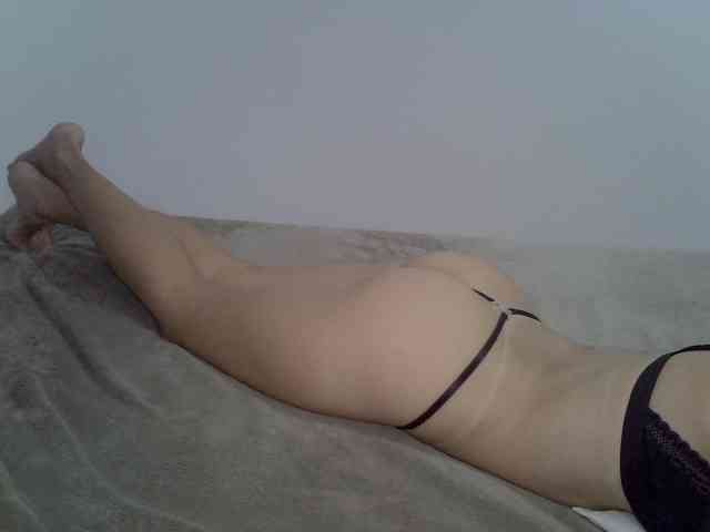 AlanaMartins webcam
