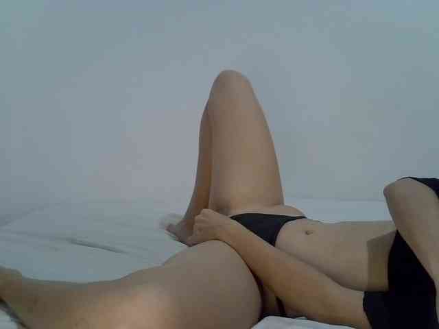 AlanaMartins webcam