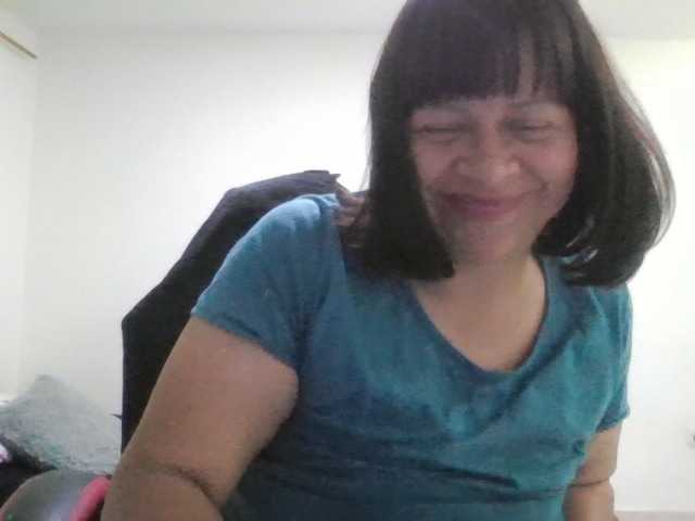 adri007 live cam preview