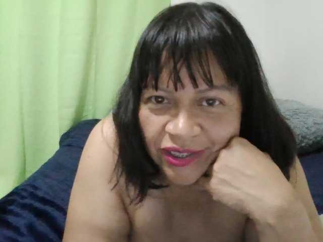 adri007 live cam on BongaCams