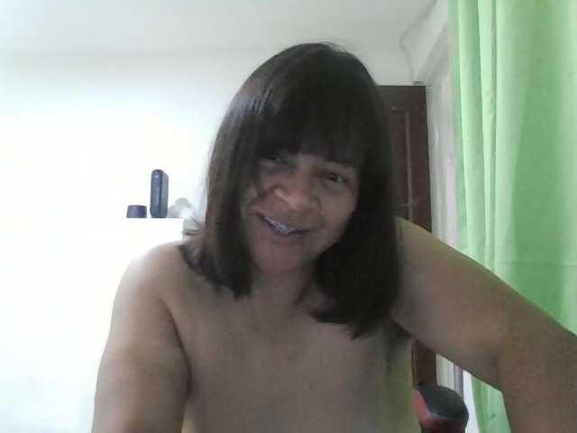 adri007 live cam preview