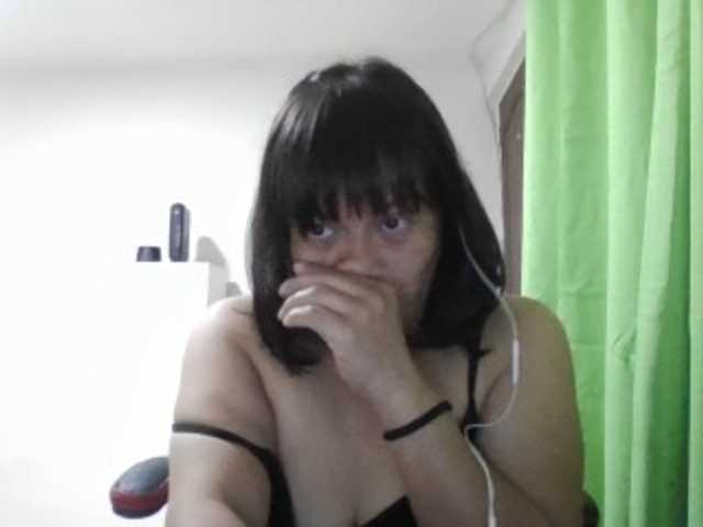 adri007 live cam preview
