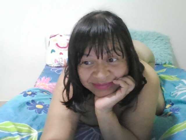 adri007 live cam preview