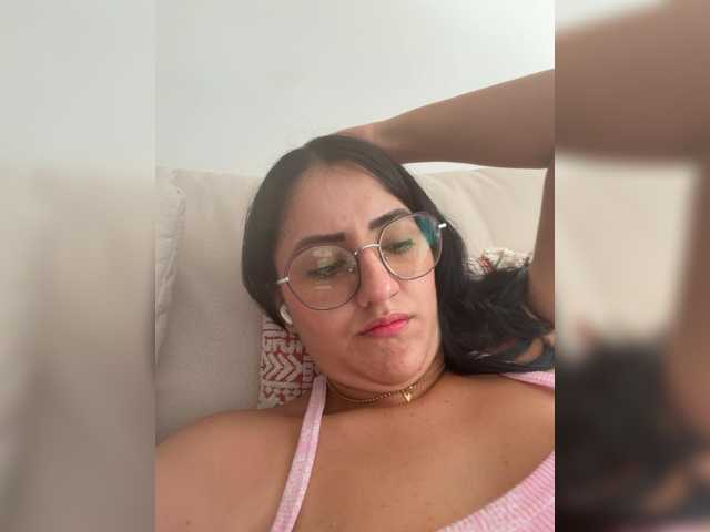 EvanShell1 live cam on BongaCams