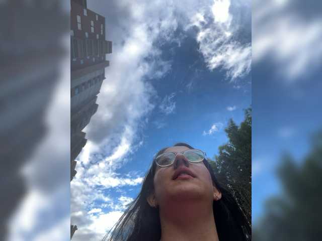 EvanShell1 live cam on BongaCams