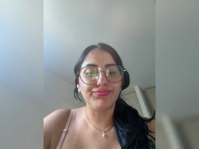 EvanShell1 live cam on BongaCams