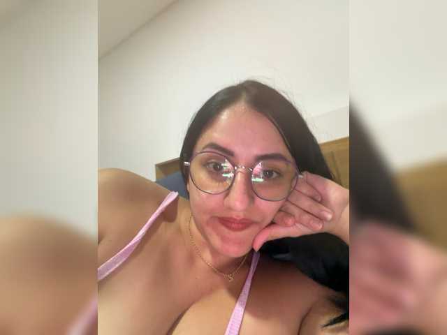 EvanShell1 live cam on BongaCams