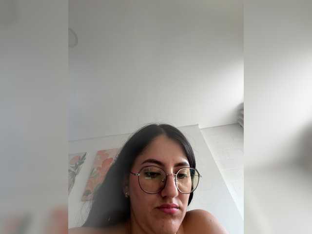 EvanShell1 live cam on BongaCams