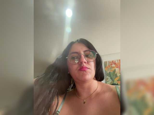 EvanShell1 live cam on BongaCams