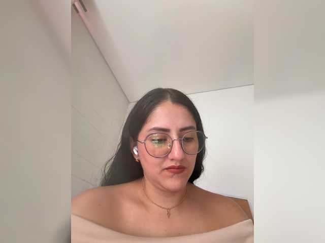 EvanShell1 live cam on BongaCams