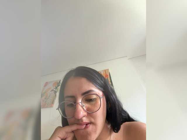 EvanShell1 live cam on BongaCams