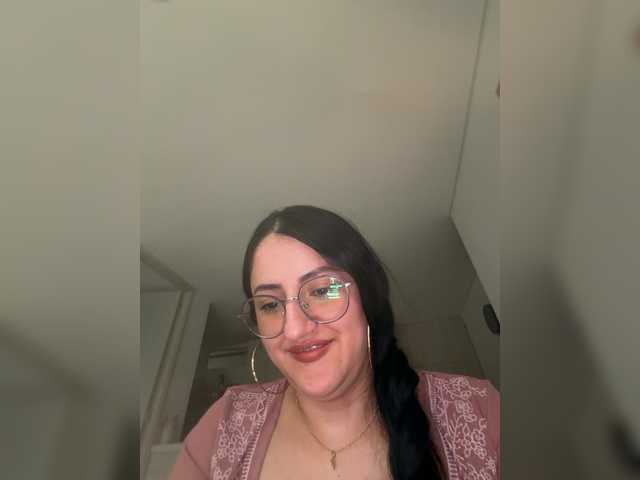 EvanShell1 live cam on BongaCams