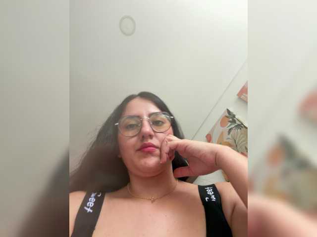 EvanShell1 live cam on BongaCams