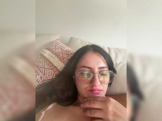 EvanShell1 live cam on BongaCams