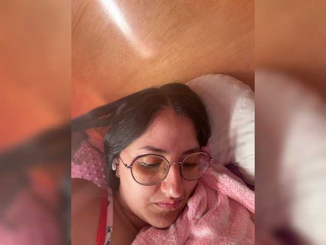 EvanShell1 live cam on BongaCams