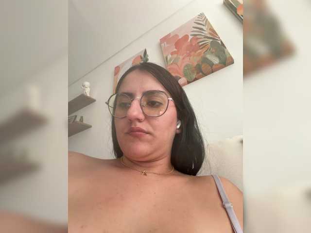 EvanShell1 live cam on BongaCams
