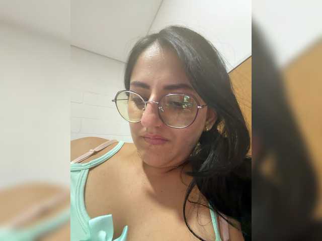 EvanShell1 live cam on BongaCams