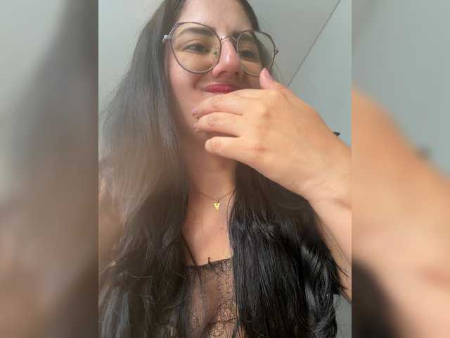 EvanShell1 live webcam show