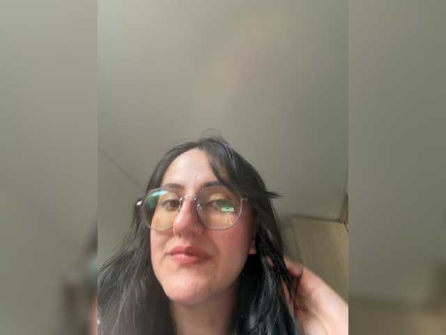 EvanShell1 live cam on BongaCams