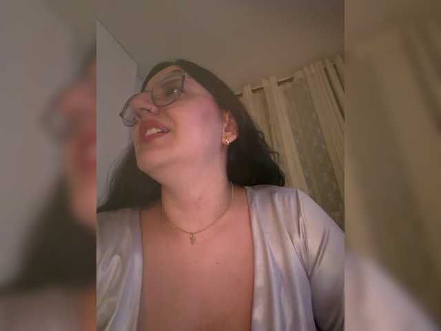 EvanShell1 live cam on BongaCams